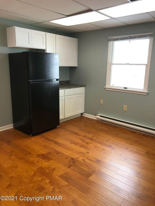 518 Sarah St Unit 518, Stroudsburg, PA 18360 Apartments in