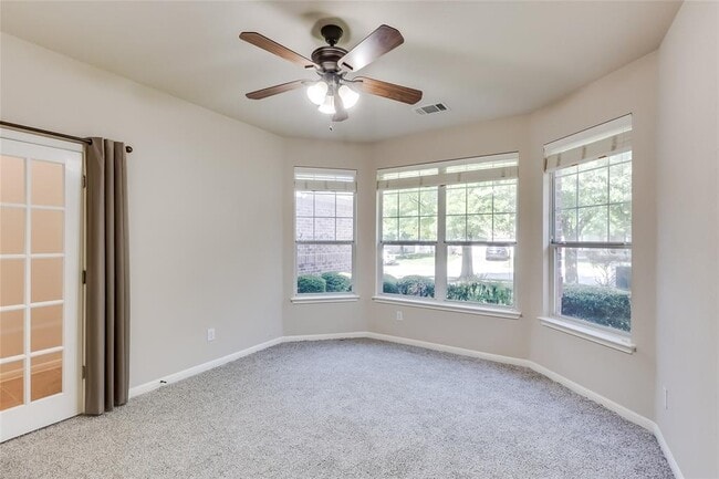 Building Photo - 15524 Belfin Dr