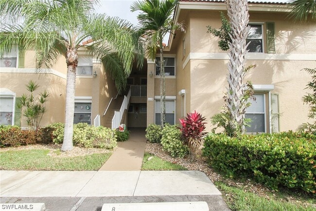 Building Photo - 6610 Huntington Lakes Cir