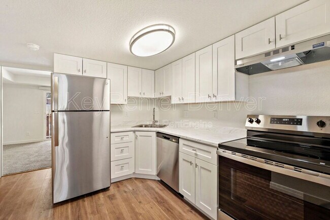 Foto del edificio - 1885 S Quebec Way