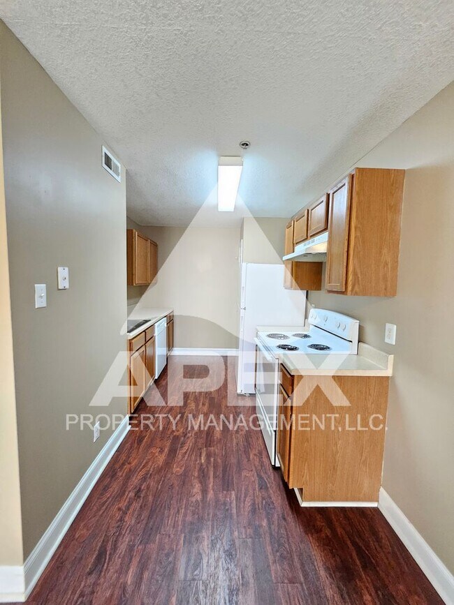 Building Photo - MOVE-IN SPECIAL,NO RENT TIL APRIL 1ST! - AVALON APARTMENT HOMES - 2BD - 1BA Apartment off Topside...