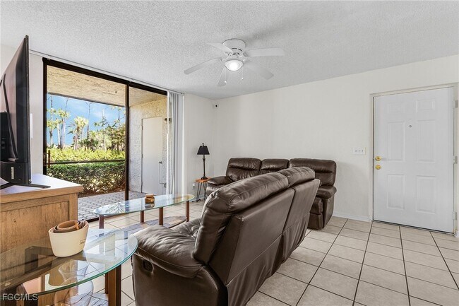Foto del edificio - 13545 Eagle Ridge Dr