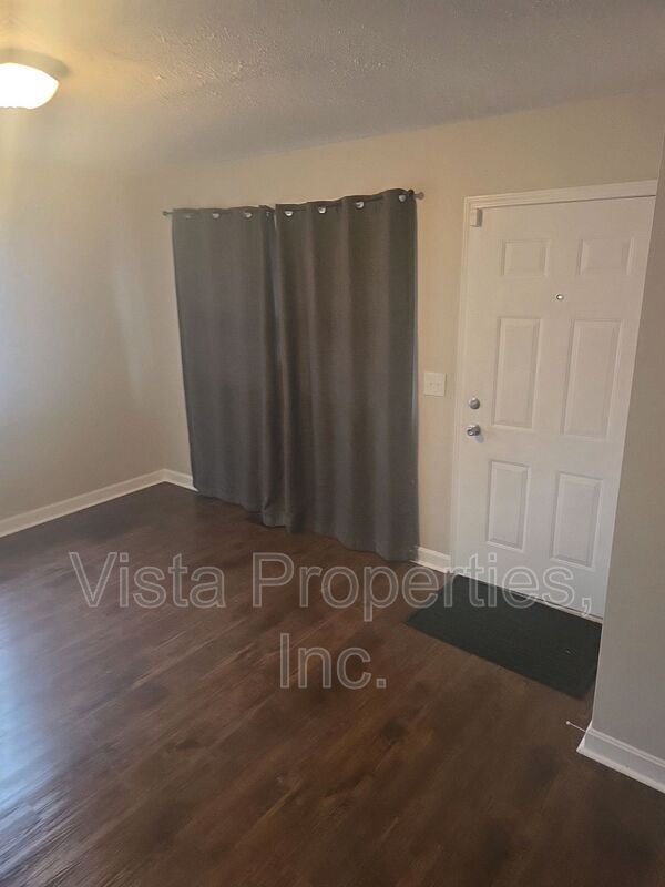 Foto del edificio - 8902 Beulah Church Rd