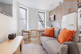 Building Photo - 82 Washington Pl