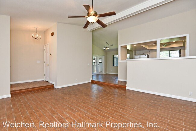Building Photo - 3 br, 2 bath House - 575 Woodfire Way