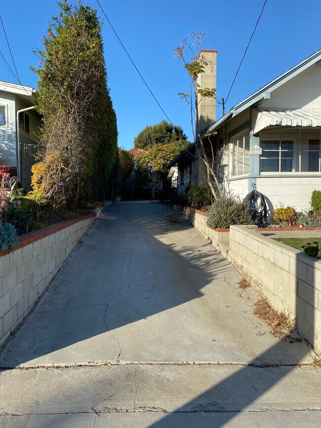Foto del edificio - 511 E Maple Ave