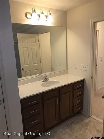 Foto del edificio - 3 br, 2 bath House - 24 Stacey Court