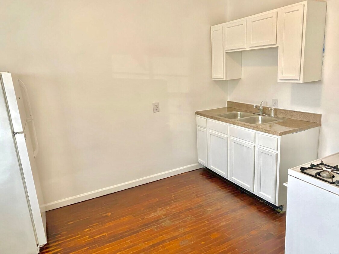 Interior Photo - MK Castle, LLC