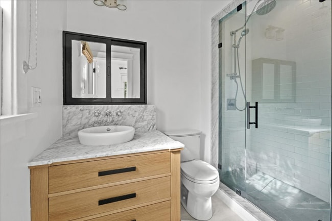 Foto del edificio - 945 Marco Pl