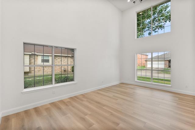 Building Photo - 1620 Wolf Creek Dr