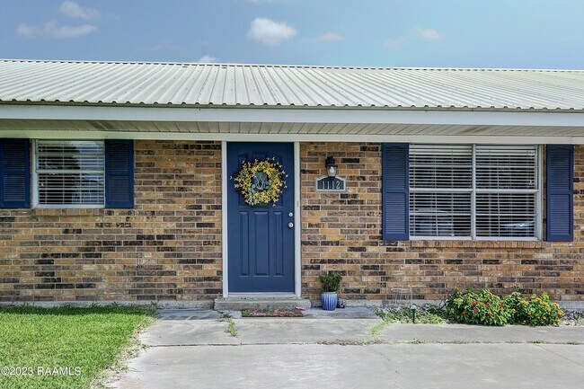 Foto del edificio - 1112 Ridge Rd