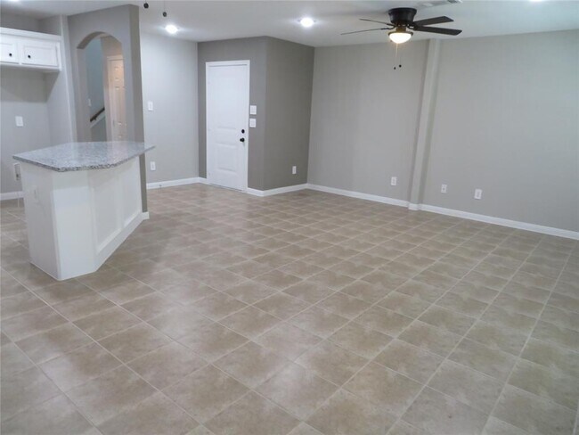 Building Photo - 5403 Farley Dr