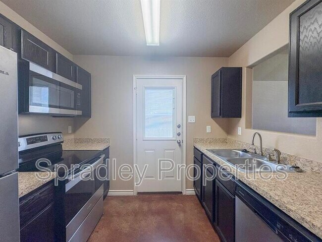 Foto del edificio - 1549 Brady Wy