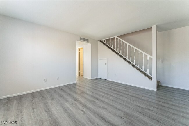Building Photo - 1228 Mews Ln
