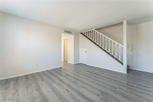 Foto del edificio - 1228 Mews Ln