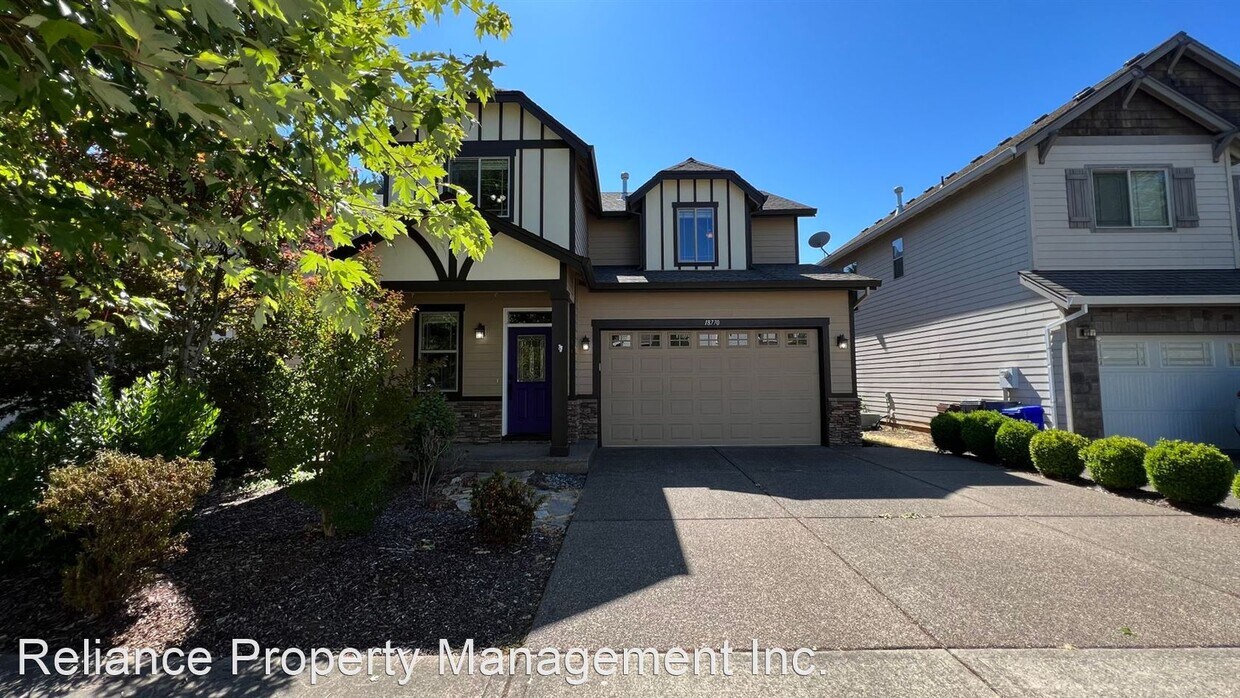 Foto principal - 3 br, 2.5 bath House - 18770 Rip Tide St.