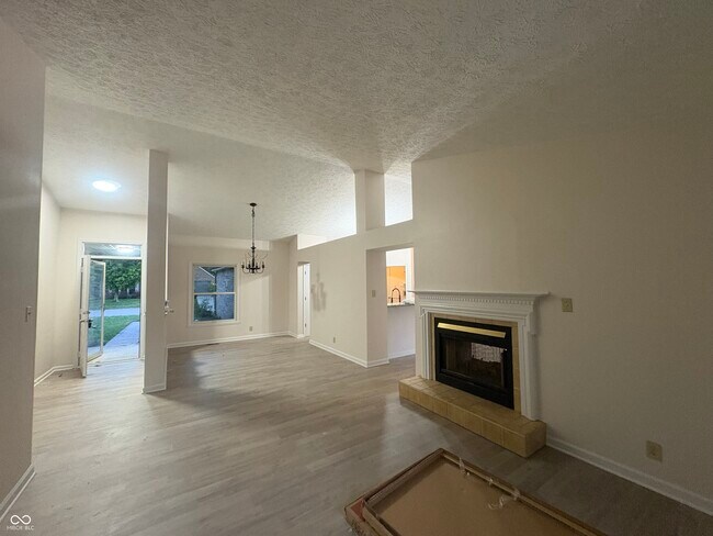 Foto del edificio - 7630 Lippincott Way