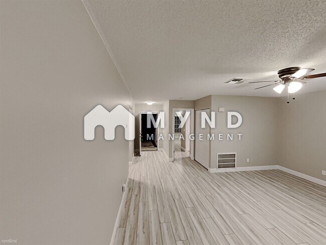 Foto del edificio - 3 br, 2 bath House - 6733 Swain Ave