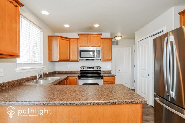 Foto del edificio - 2312 Sierra Springs Drive