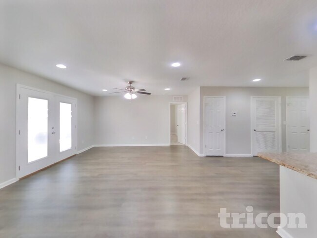 Foto del edificio - 8751 Barco Ln