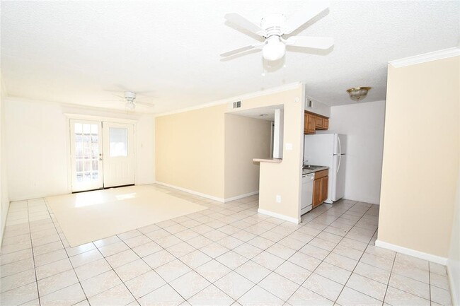 Foto del edificio - 772 Coolwood Dr