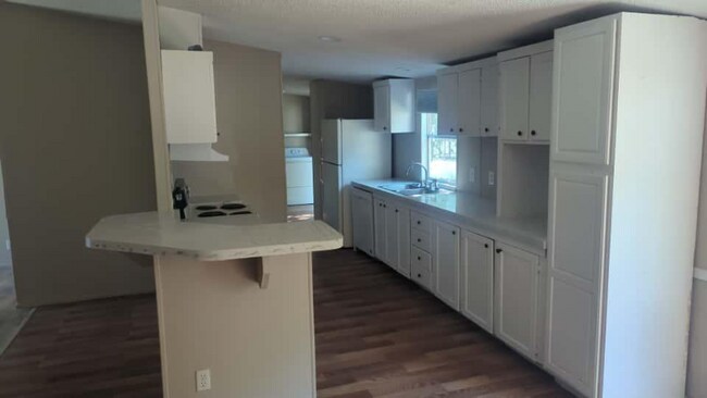 Foto del edificio - 114B Ava Ln