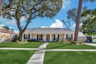 Building Photo - 955 Thornton Rd