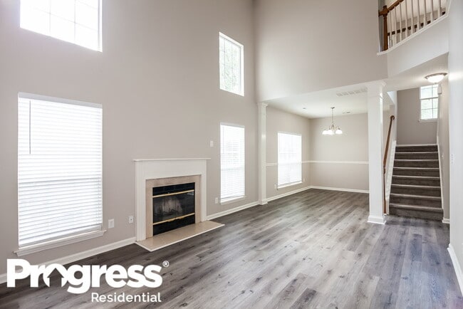 Building Photo - 9105 Eaker Ct