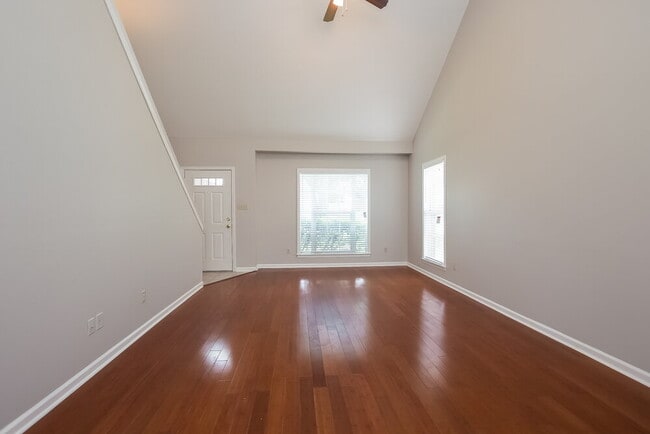 Building Photo - 1640 Saddle Ln