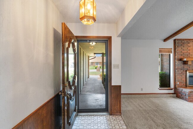 Foto del edificio - Well-Kept Home in Crosby Park Estates