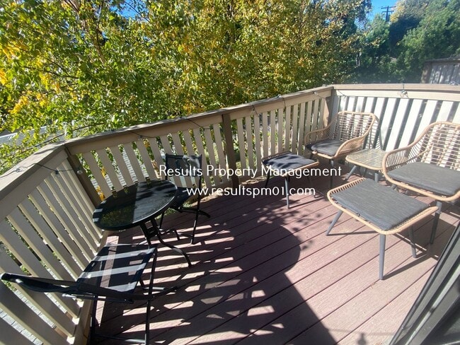 Building Photo - 1 br, 1 bath House - 548 Woodside Oaks # 8