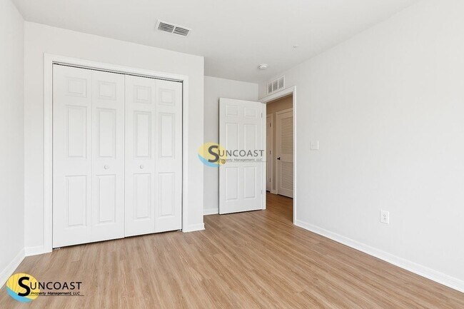 Building Photo - 7619 Mailes Ct