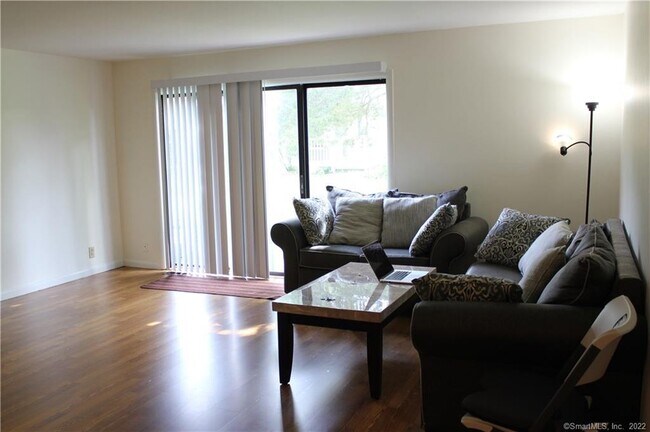 Building Photo - 38 Olcott Way