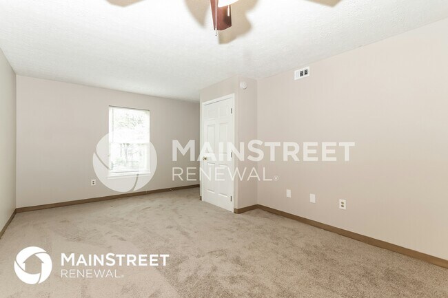 Building Photo - 2913 Dumesnil St