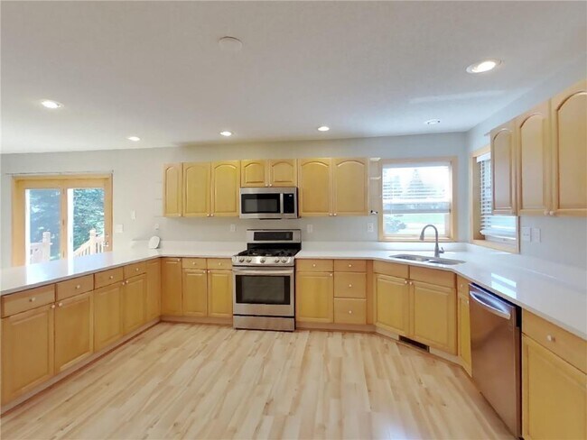 Foto del edificio - 5160 149th Ln NW