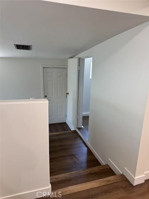 Foto del edificio - 610 N Cucamonga Ave