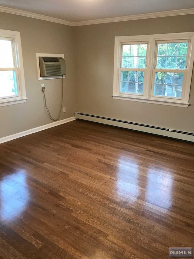 Foto del edificio - 171 Delafield Ave