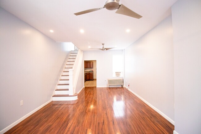 Photo - 2809 Chatham St House