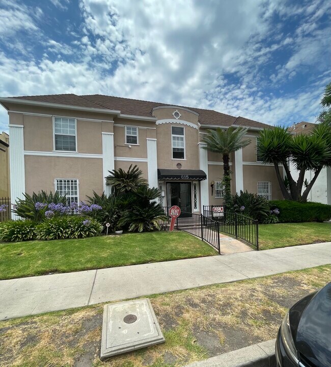 Foto del edificio - 615 Hauser Blvd