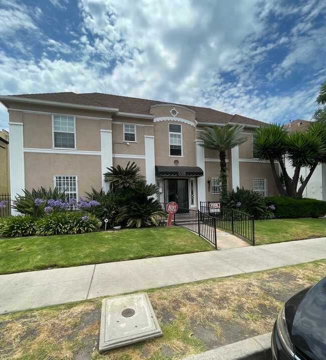 Building Photo - 615 Hauser Blvd