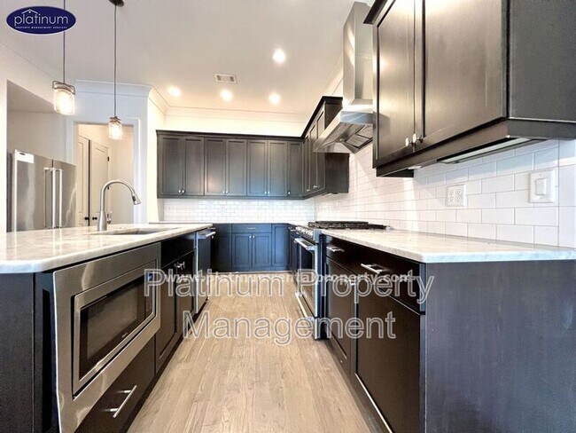 Building Photo - 2051 Telfair Cir NE