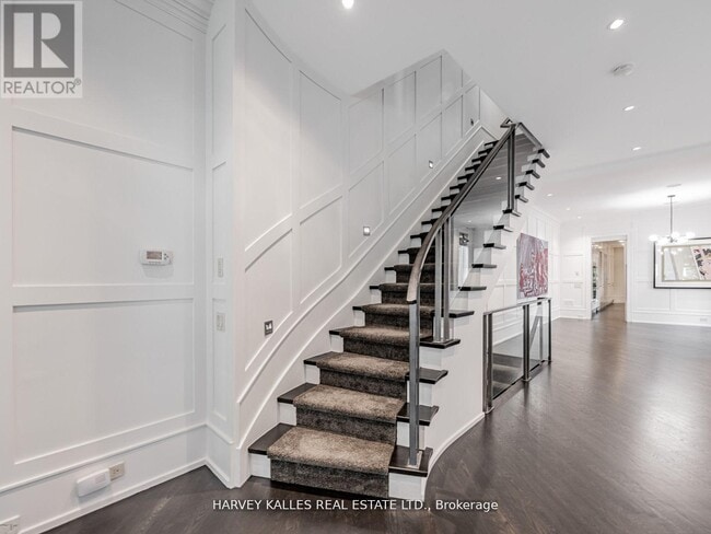 Building Photo - 80 Hazelton Ave