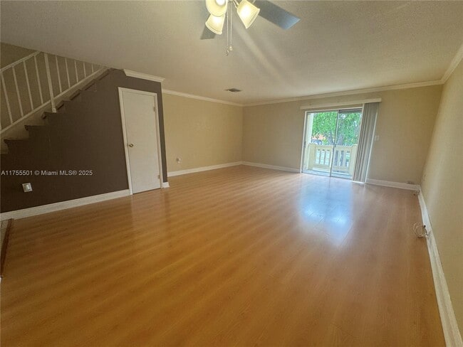 Building Photo - 8607 SW 137th Ave