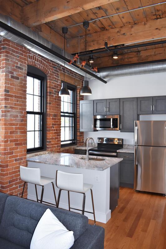 Building Photo - 128 Chandler St