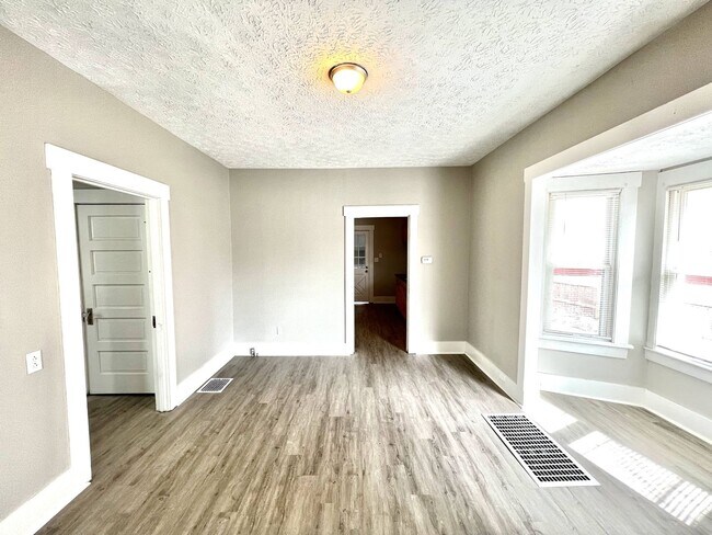 Building Photo - Ohio Home: New Year, New Home: 50% Off Fir...