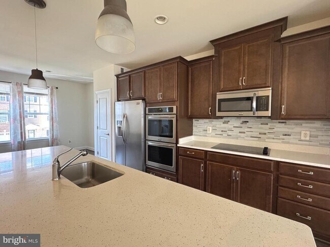 Foto del edificio - 8507 Craggan Ln