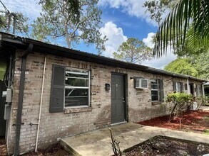 Building Photo - 1601 W Lowry Ave