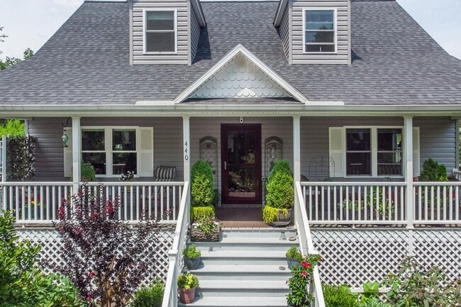 Building Photo - Single Family within walking distance to W&L, VMI and Waddell Elementary