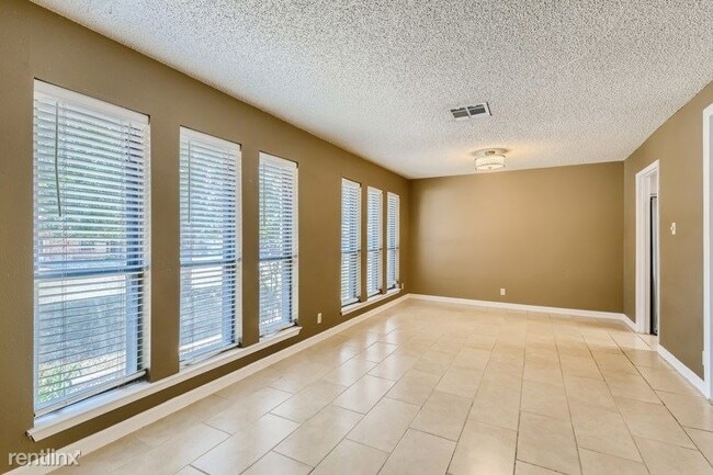 Building Photo - 3 br, 2 bath House - 14035 Floral Ridge Drive