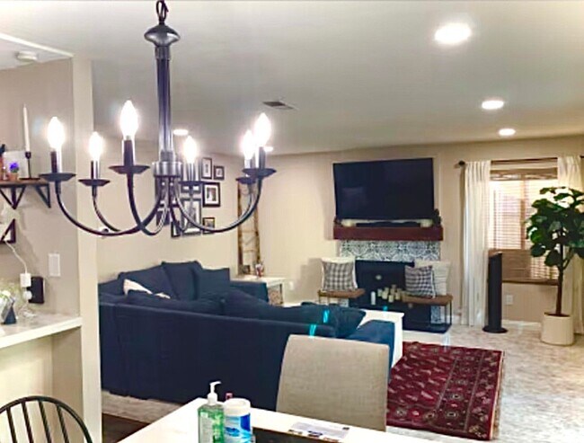 Foto del edificio - 450 W Vermont Ave